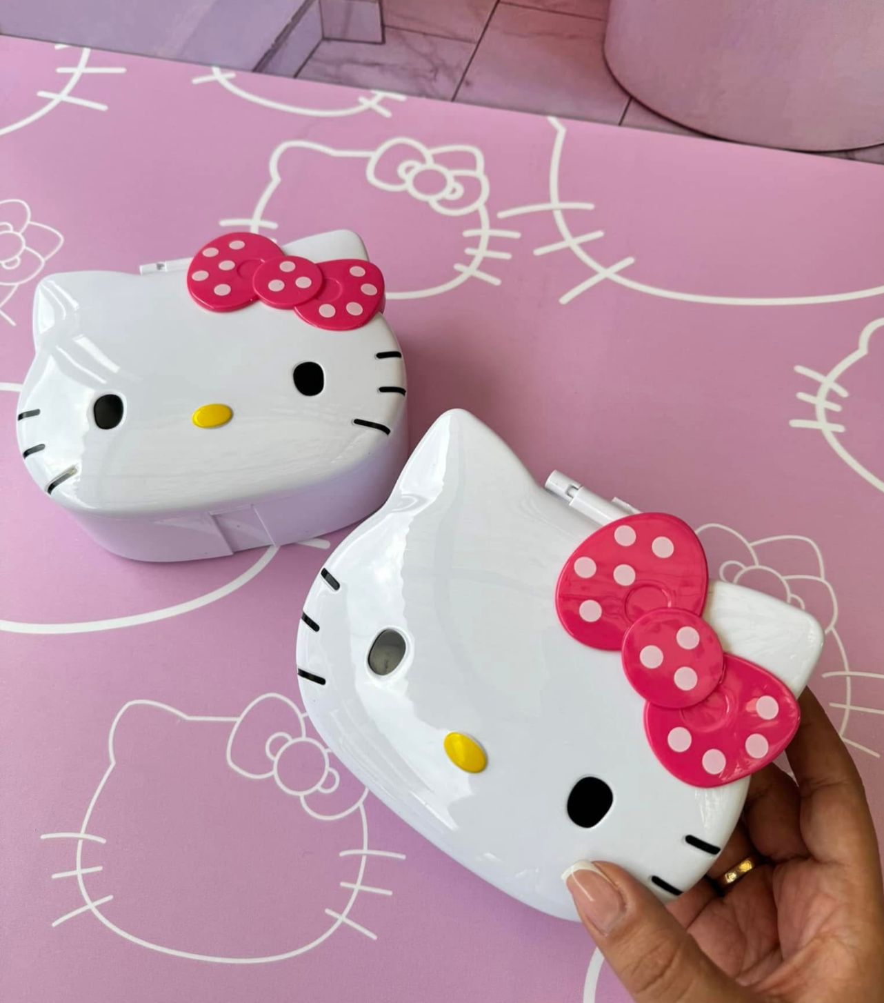 JOYEROS SANRIO CON ESPEJO