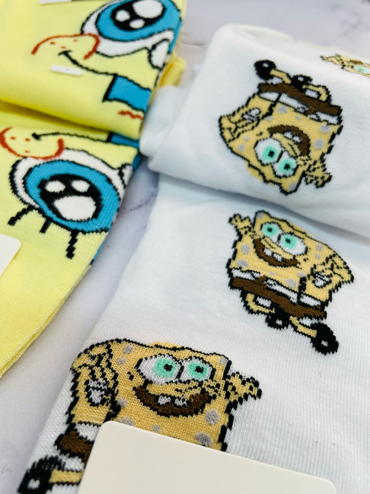 PAQUETE MEDIAS BOB ESPONJA