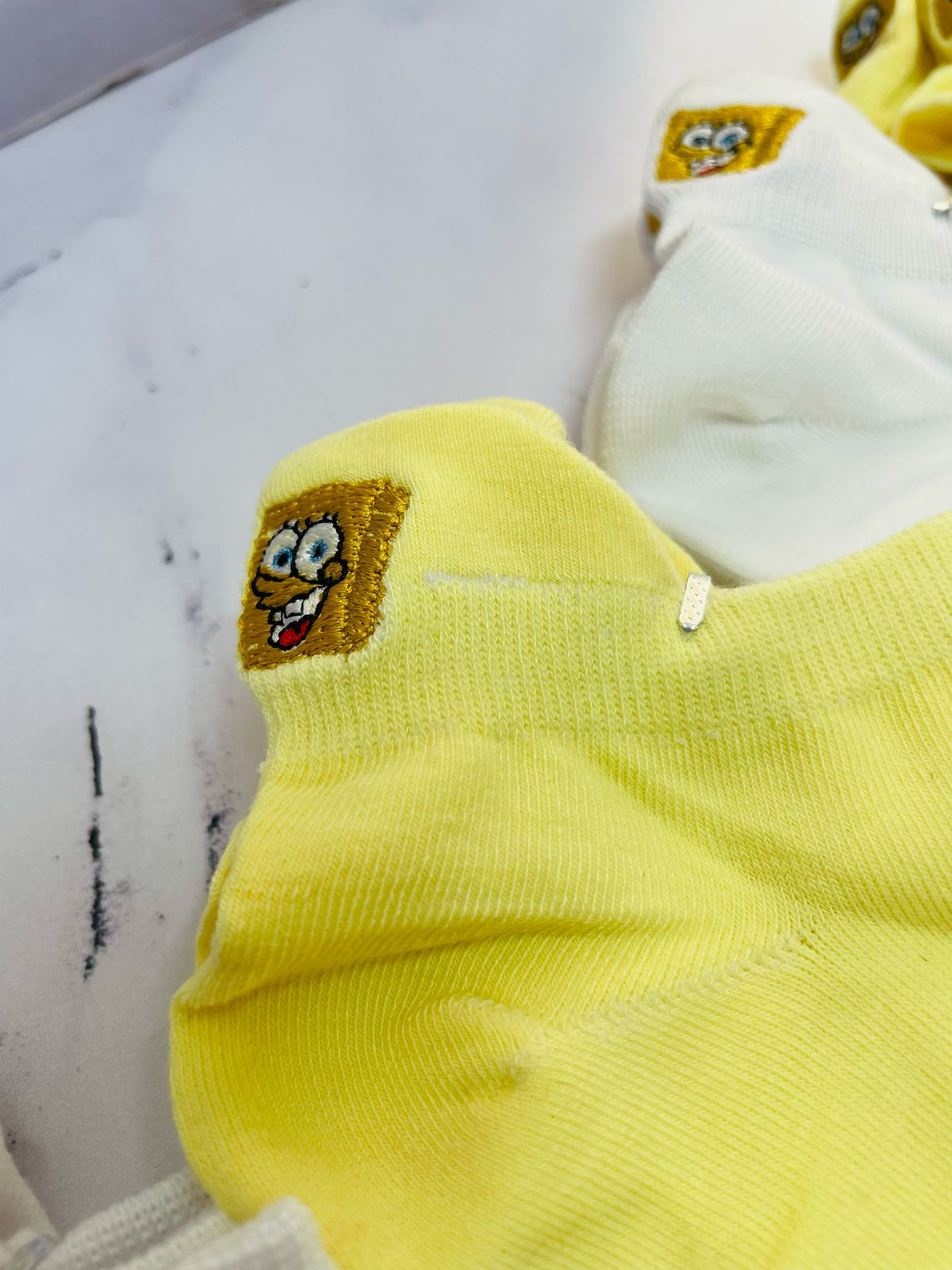 PAQUETE MEDIAS BOB ESPONJA
