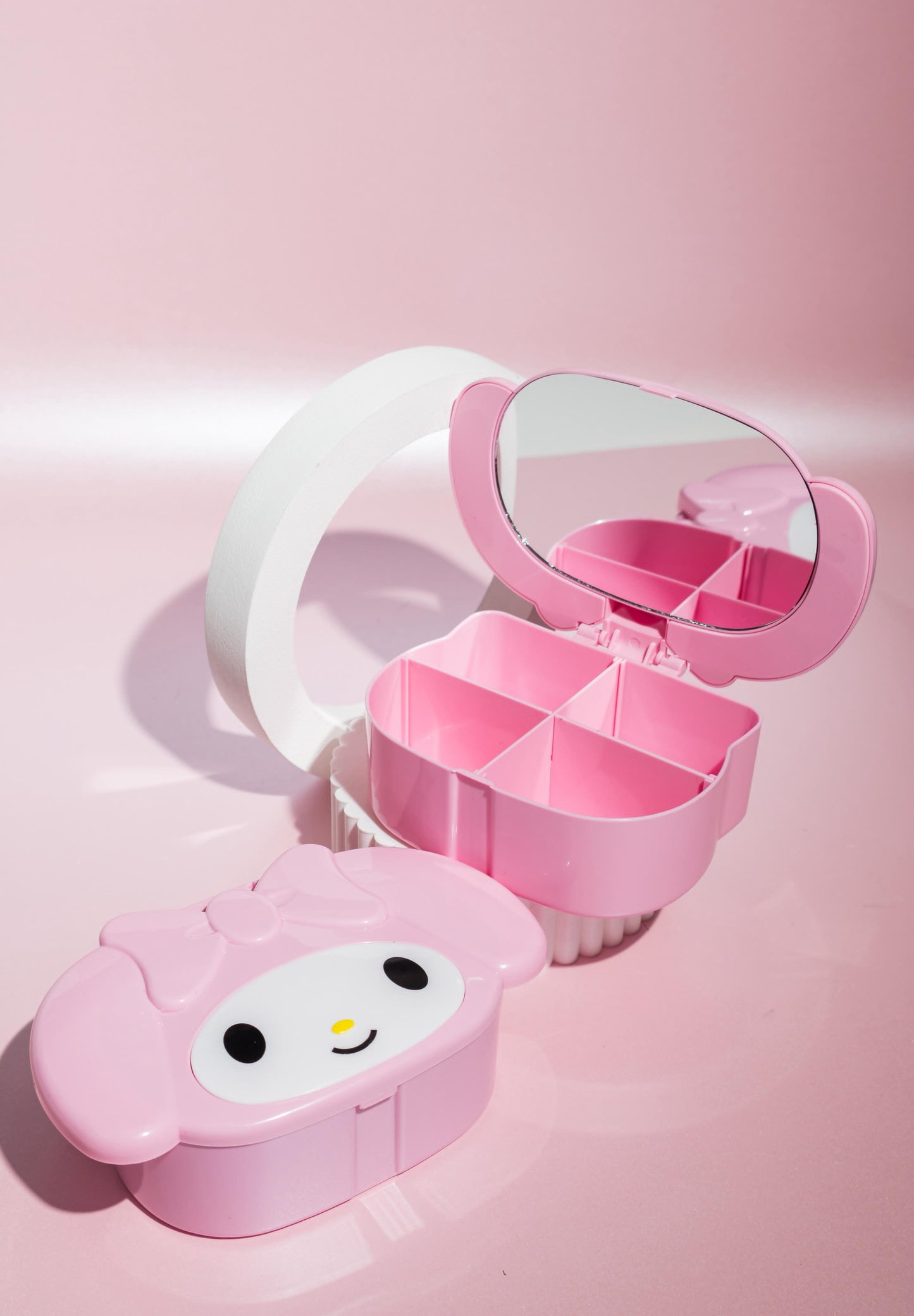 JOYEROS SANRIO CON ESPEJO